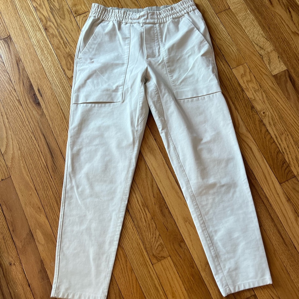 Lululemon every day wear!